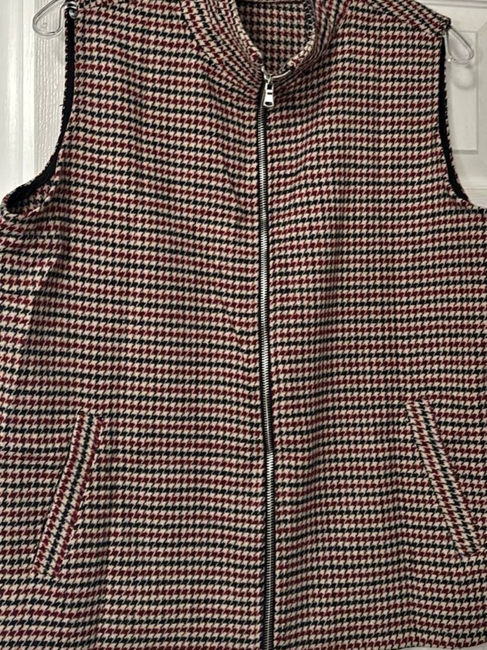 Houndstooth Zip-Front Sleeveless Coat - Black, White & Red